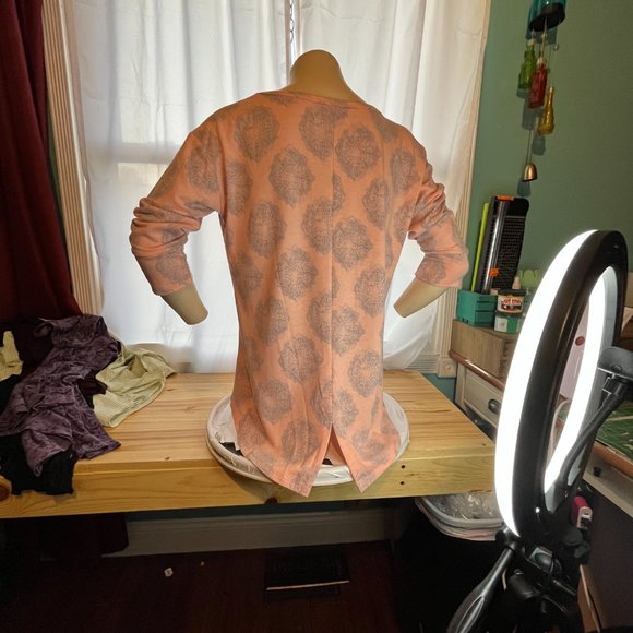 St John’s Bay Peach Paisley Oversized Sweatshirt Top Size PM NWOT - Picture 5 of 6